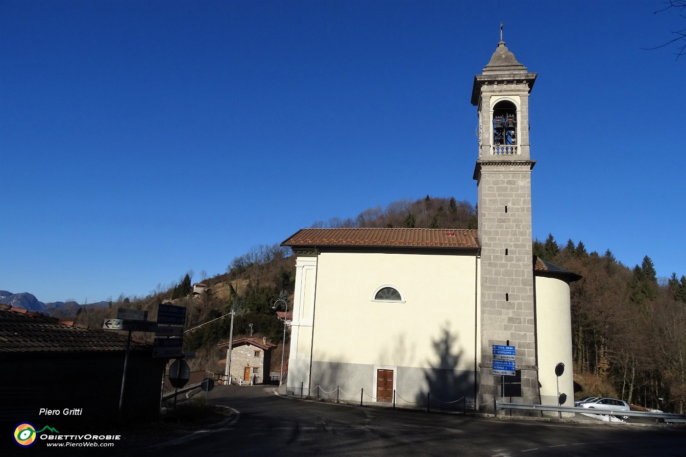 17  Madonna della neve alla Forcella di Costa Serina (900 m).JPG -                                